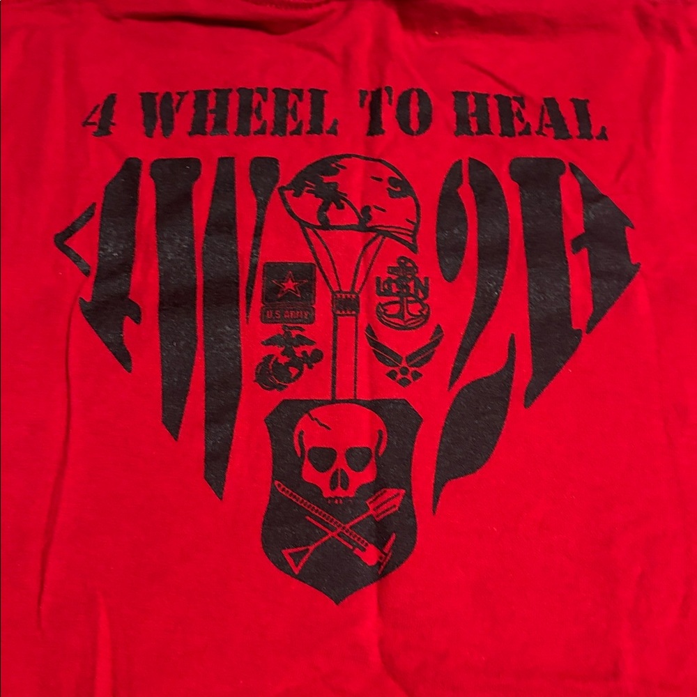 Gildan Red Men's Tee with Black Pattern 4 wheel to heal size small